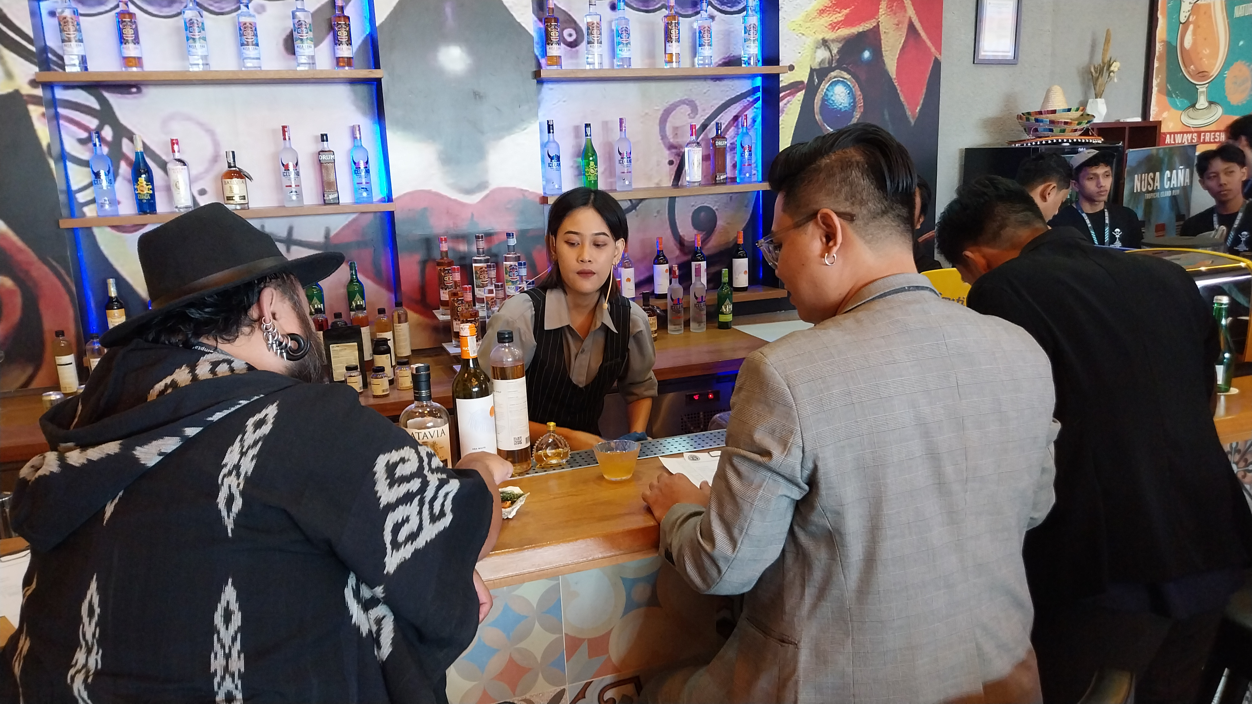 Cocktail Berbahan Anggur Laut Ikuti Kejuaran Java Cocktail Championship 2024