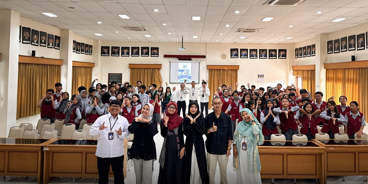 Gandeng FIP UNY, SMP Labschool Ajak Siswa "Navigasi Cerdas" di Era Media Sosial dan AI