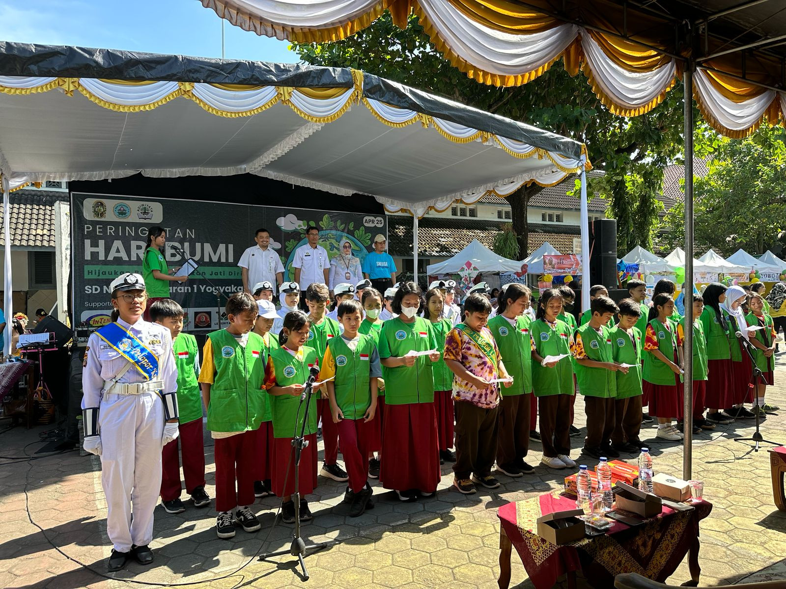 Hari Bumi Sedunia, Siswa SDN 1 Ungaran Yogyakarta Bebas Sampah Plastik