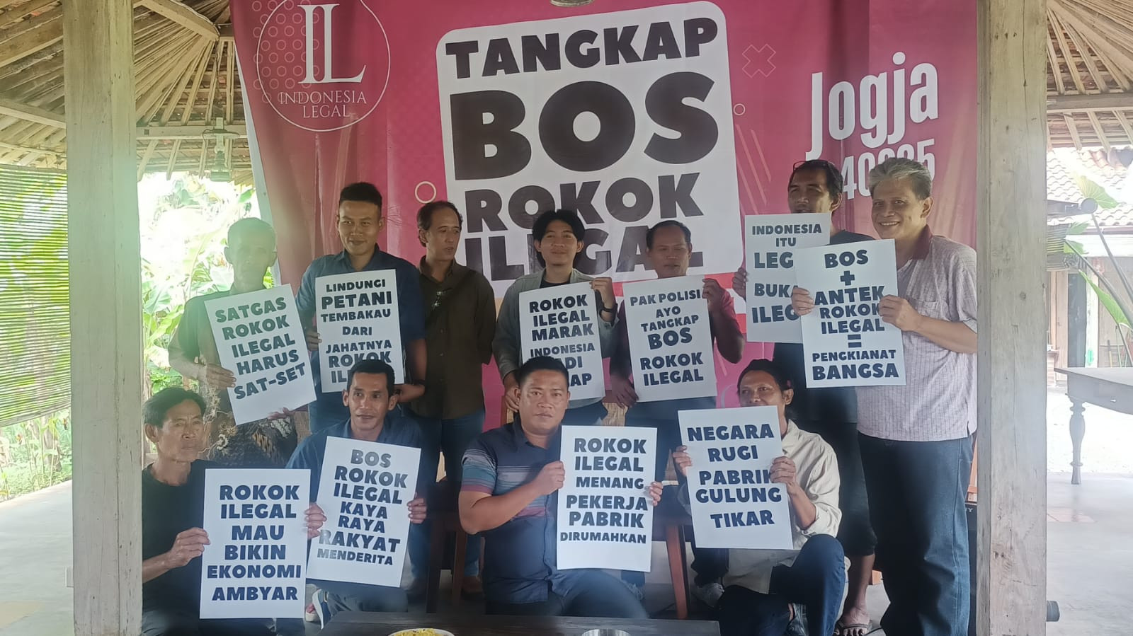 Indonesia Legal: Segera Borgol Bos-Bos Rokok Ilegal.