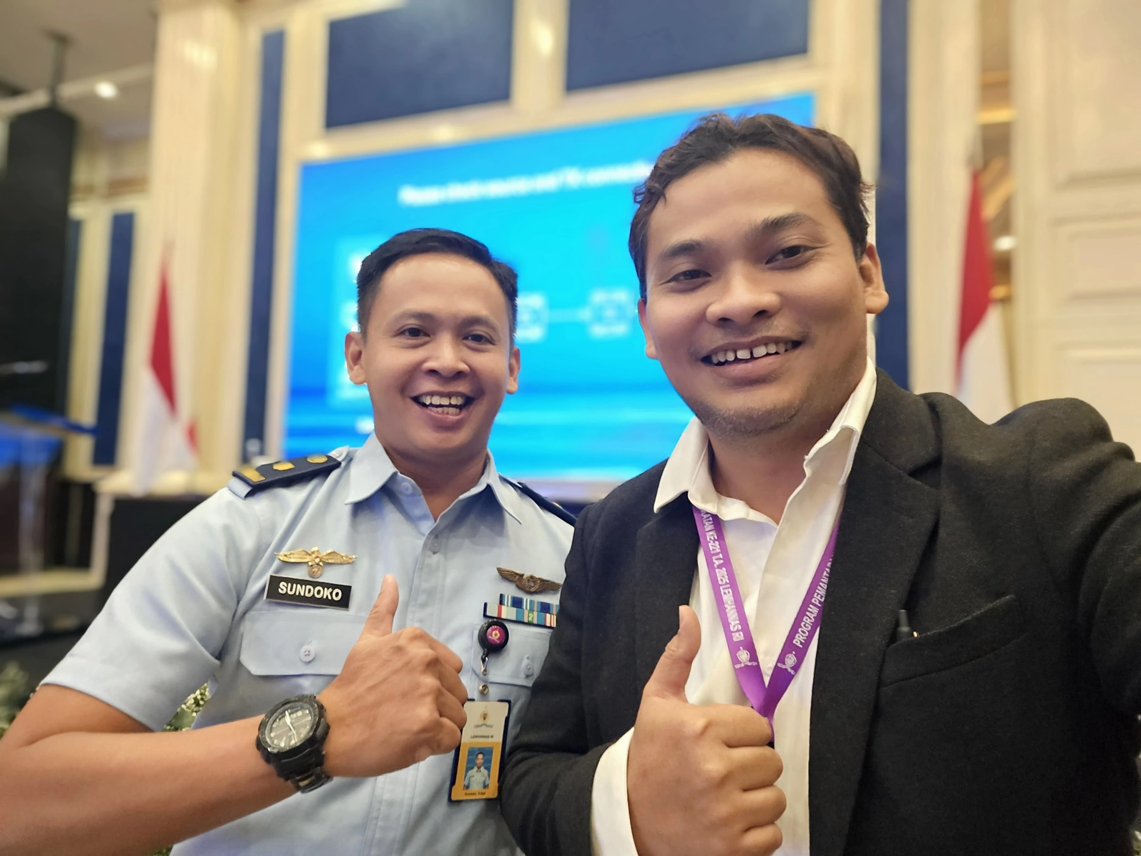 ULASAN STRATEGIS: KOLABORASI LINTAS GENERASI WAJIB JADI SALAH SATU KEBIJAKAN UTAMA MENYONGSONG INDONESIA EMAS 2045 ​