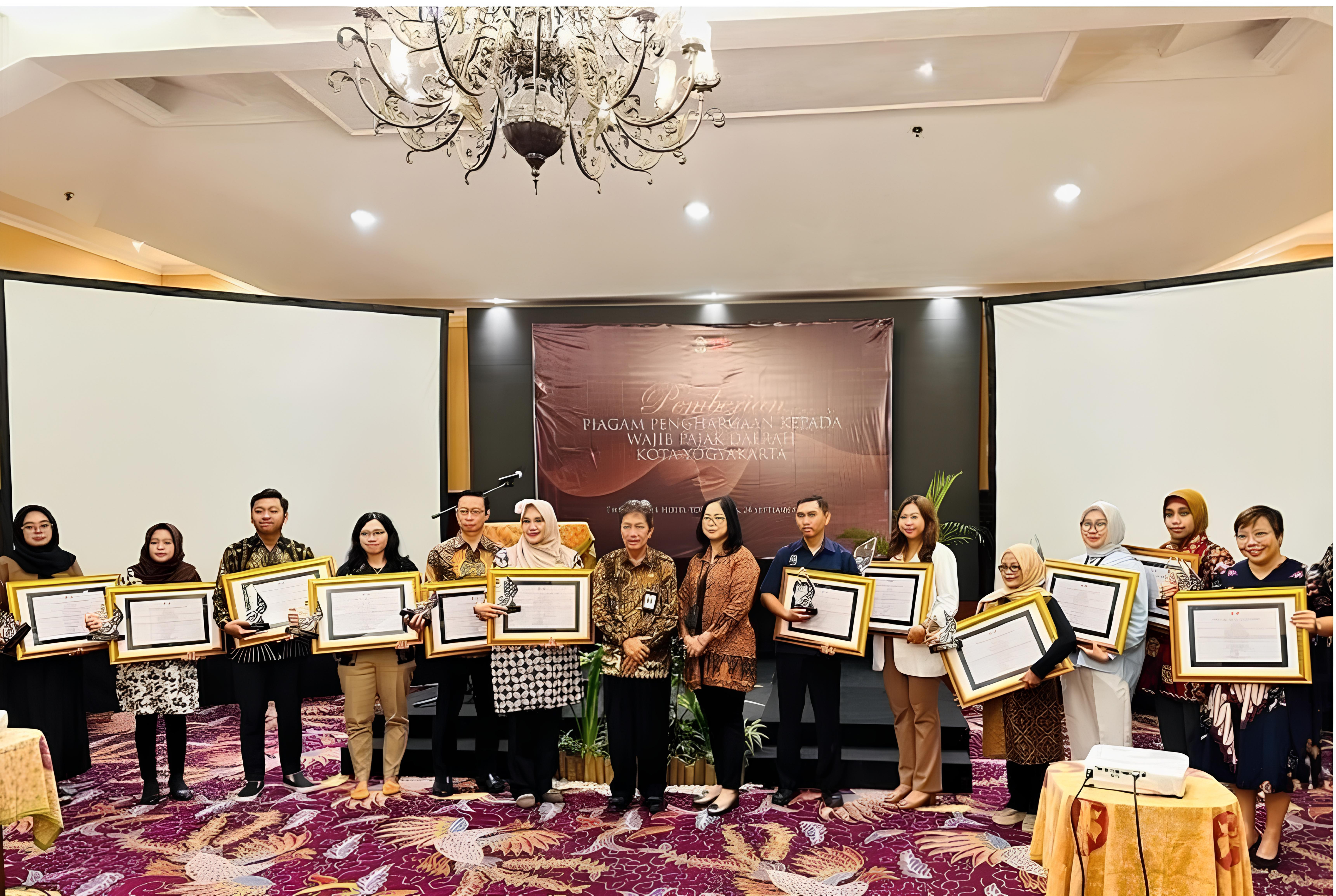Bisnis Kos Ekslusif Royal D'Paragon Land Turut Dongkrak Pendapatan Daerah