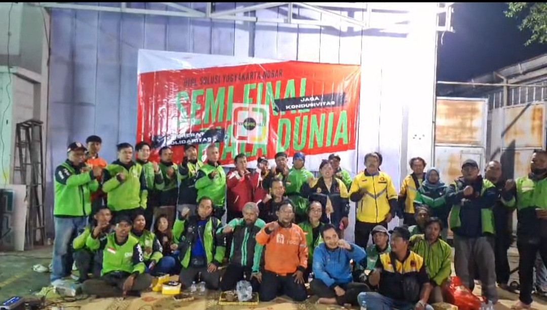 Komunitas Ojek Online Solusi Gelar Nonton Bareng Piala Dunia 2026, Pererat Solidaritas dan Jaga Kondusivitas