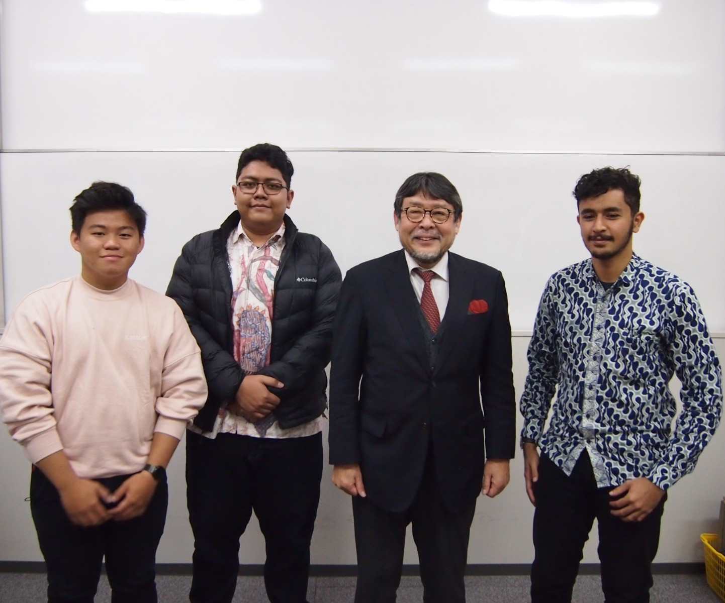 Usung Tema Perbandingan Gempa Bumi Kobe dengan Palu, Dua Mahasiswa UAJY Raih Best Presentation Award