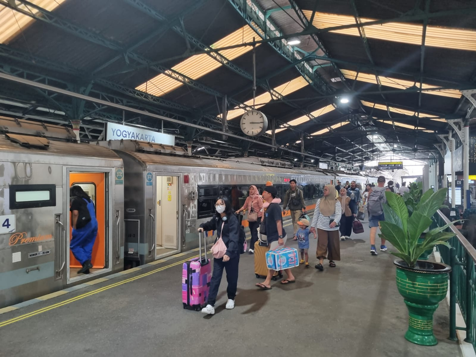 Tiket Kereta Api Masa Lebaran Telah Dubuka, Catat Jadwalnya