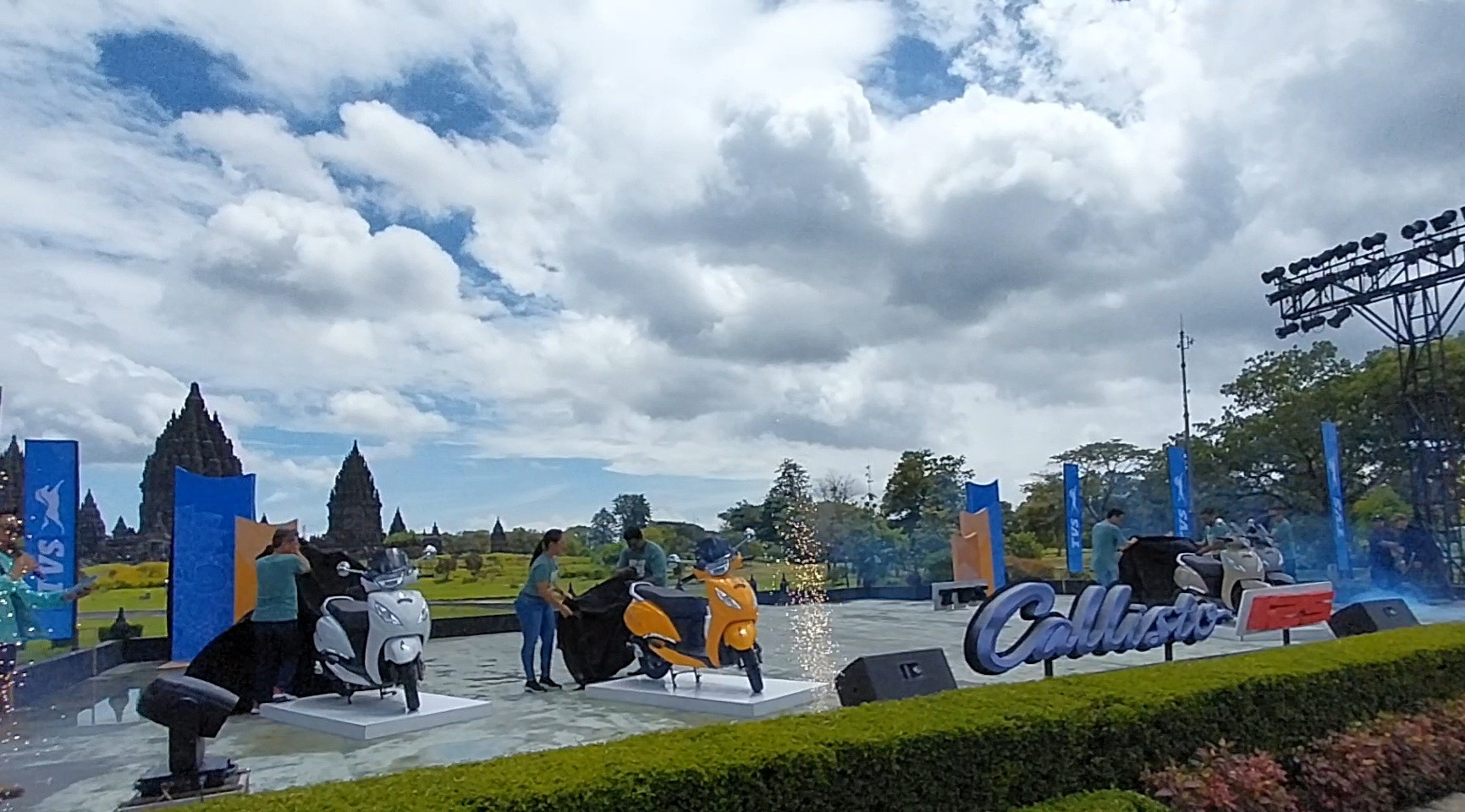 TVS Callisto 125 *Uplift Your Journey*