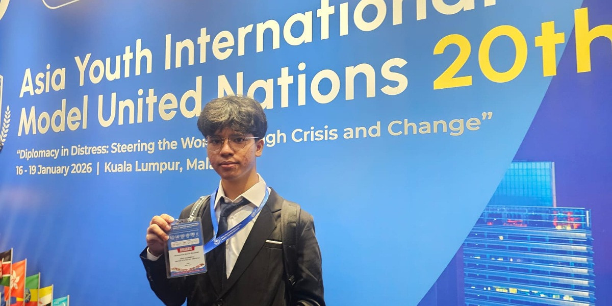 Wakili SMAN 1 Godean Yogyakarta, M Novan Rizqullah Berhasil Meraih Award di Ajang AYIMUN ke 20 di Malaysia
