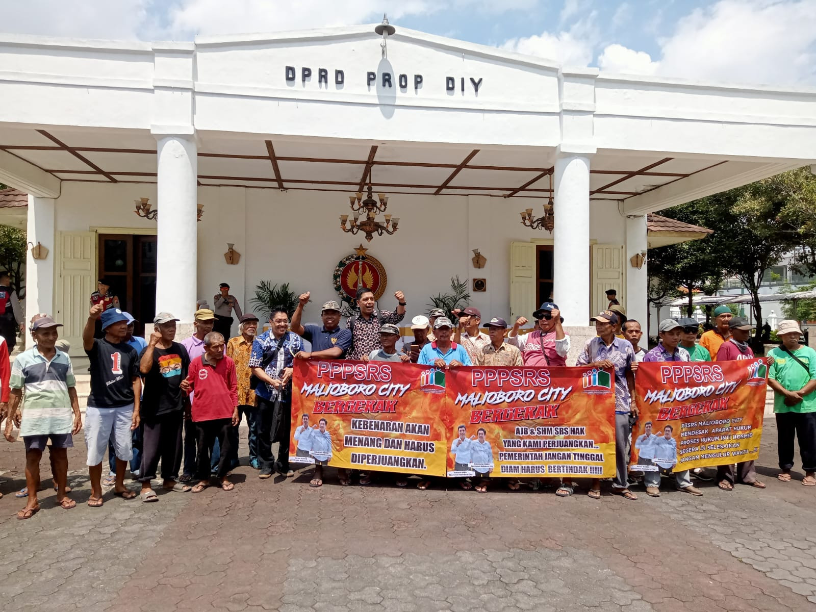 Korban Mafia Pengembang Pawai Becak Tuntut Hak Kepemilikan