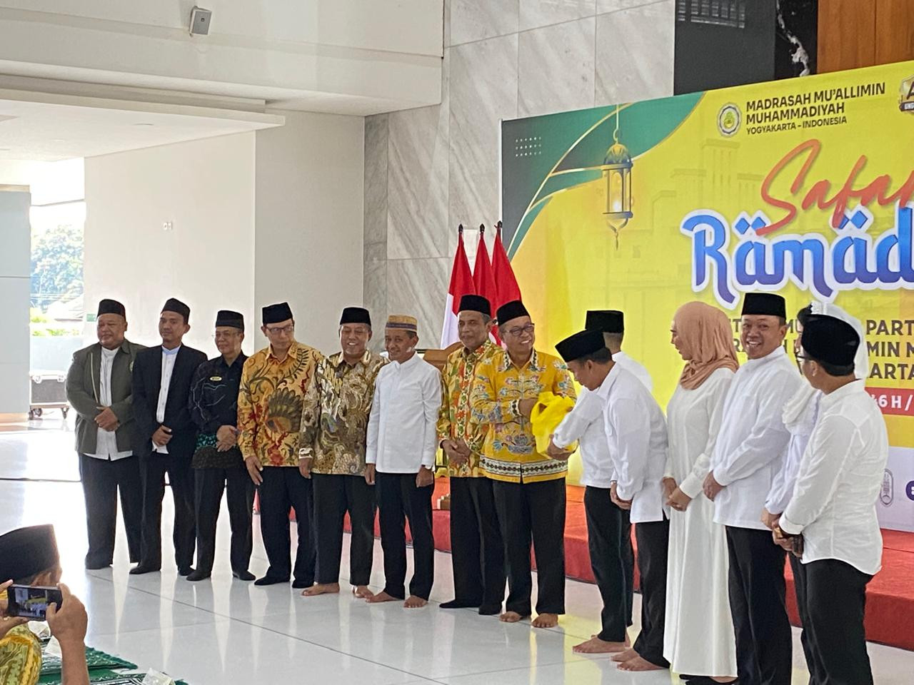 Safari Ramadan ke Muallimin Jogja, Menteri ESDM Bahlil Lahadalia Janji Berantas Mafia Migas 