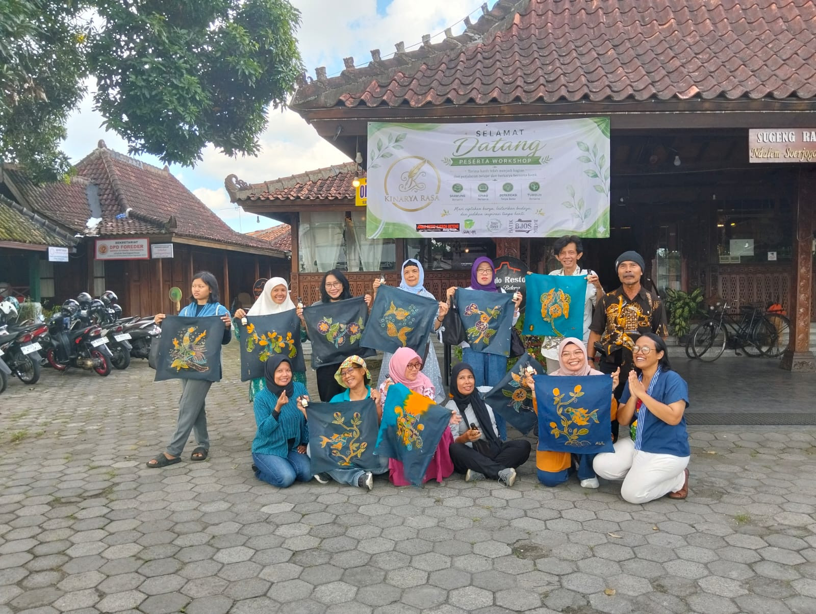 Mengulik Tradisi di Yogyakarta: Workshop Eksklusif Belajar Meracik Sirup Jahe dan Membatik