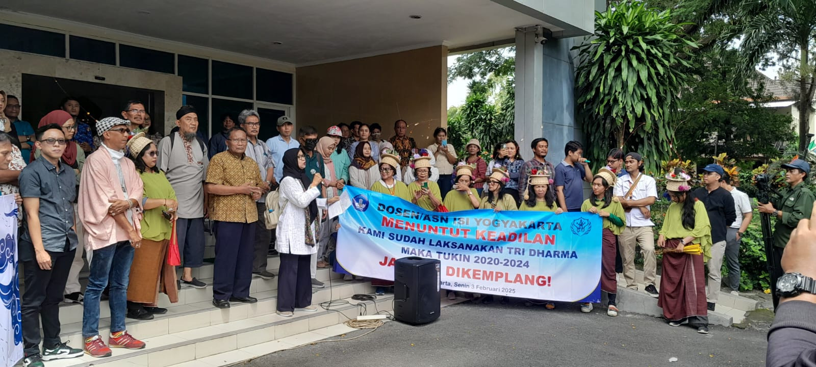 Dosen ISI Yogyakarta Tuntut Tukin ASN Segera Dicairkan